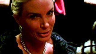 Nude Milf Shaved Pussy Beach Voyeur HD